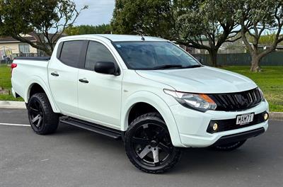 2019 Mitsubishi Triton - Thumbnail