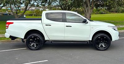 2019 Mitsubishi Triton - Thumbnail