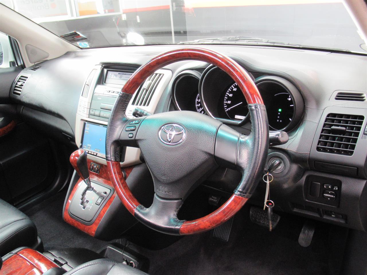 2007 Toyota Harrier