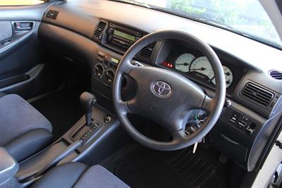 2004 Toyota Corolla - Thumbnail