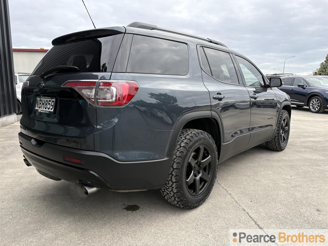 2020 Holden Acadia