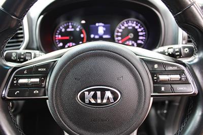 2020 Kia Sportage - Thumbnail