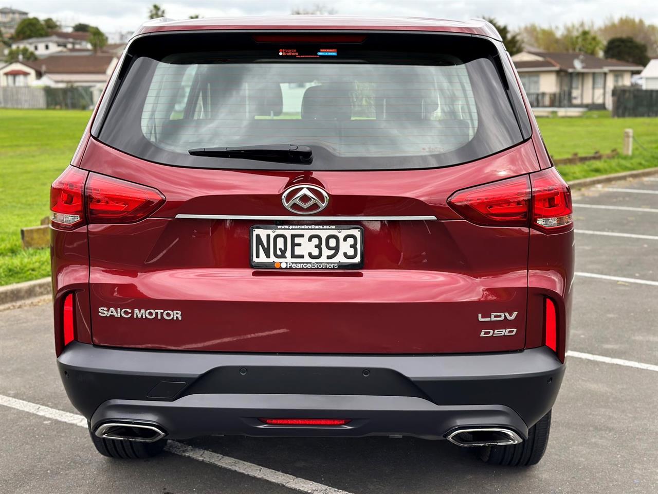 2021 LDV D90