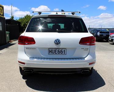 2012 Volkswagen TOUAREG - Thumbnail