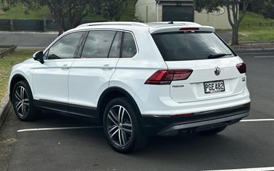 2016 Volkswagen Tiguan - Thumbnail