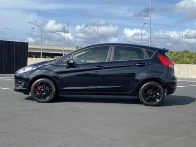 2015 Ford Fiesta - Thumbnail