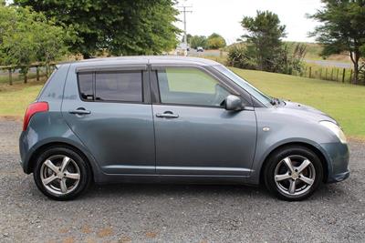 2006 Suzuki Swift - Thumbnail