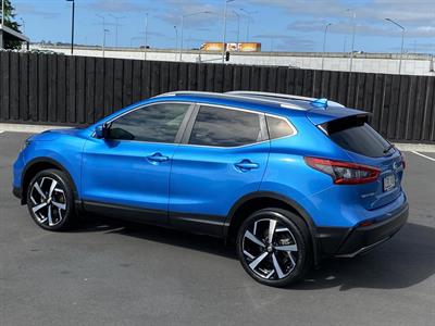 2018 Nissan QASHQAI - Thumbnail