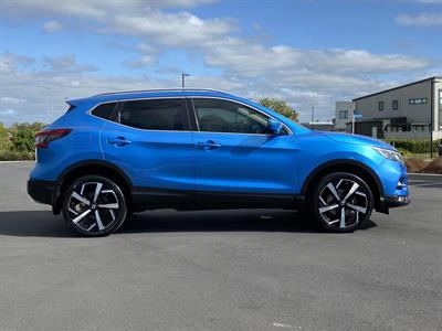 2018 Nissan QASHQAI - Thumbnail