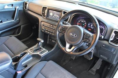 2016 Kia Sportage - Thumbnail