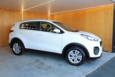 2016 Kia Sportage - Thumbnail