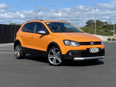 2014 Volkswagen Cross Polo - Thumbnail