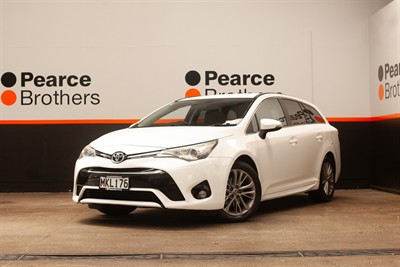 2015 Toyota AVENSIS