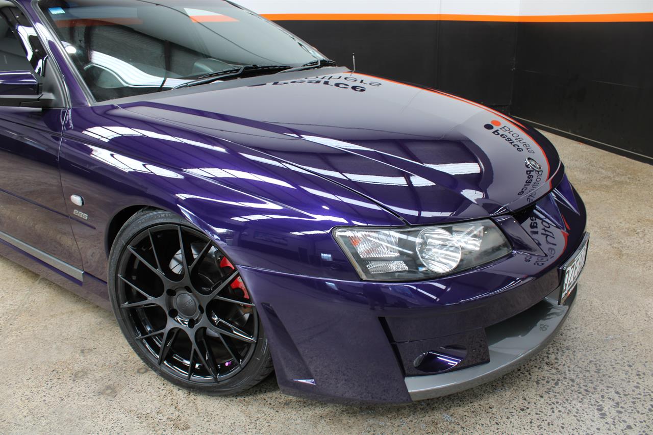 2004 Holden Commodore