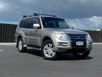 2015 Mitsubishi Pajero