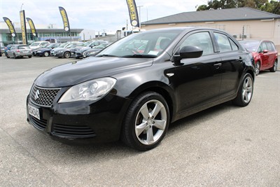 2014 Suzuki Kizashi - Thumbnail