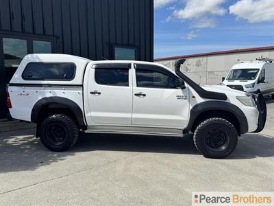 2015 Toyota Hilux - Thumbnail