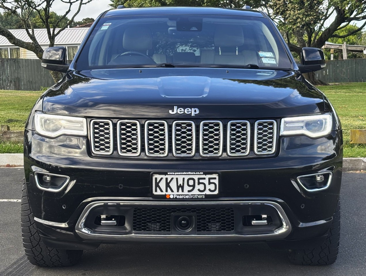 2017 Jeep GRAND CHEROKEE