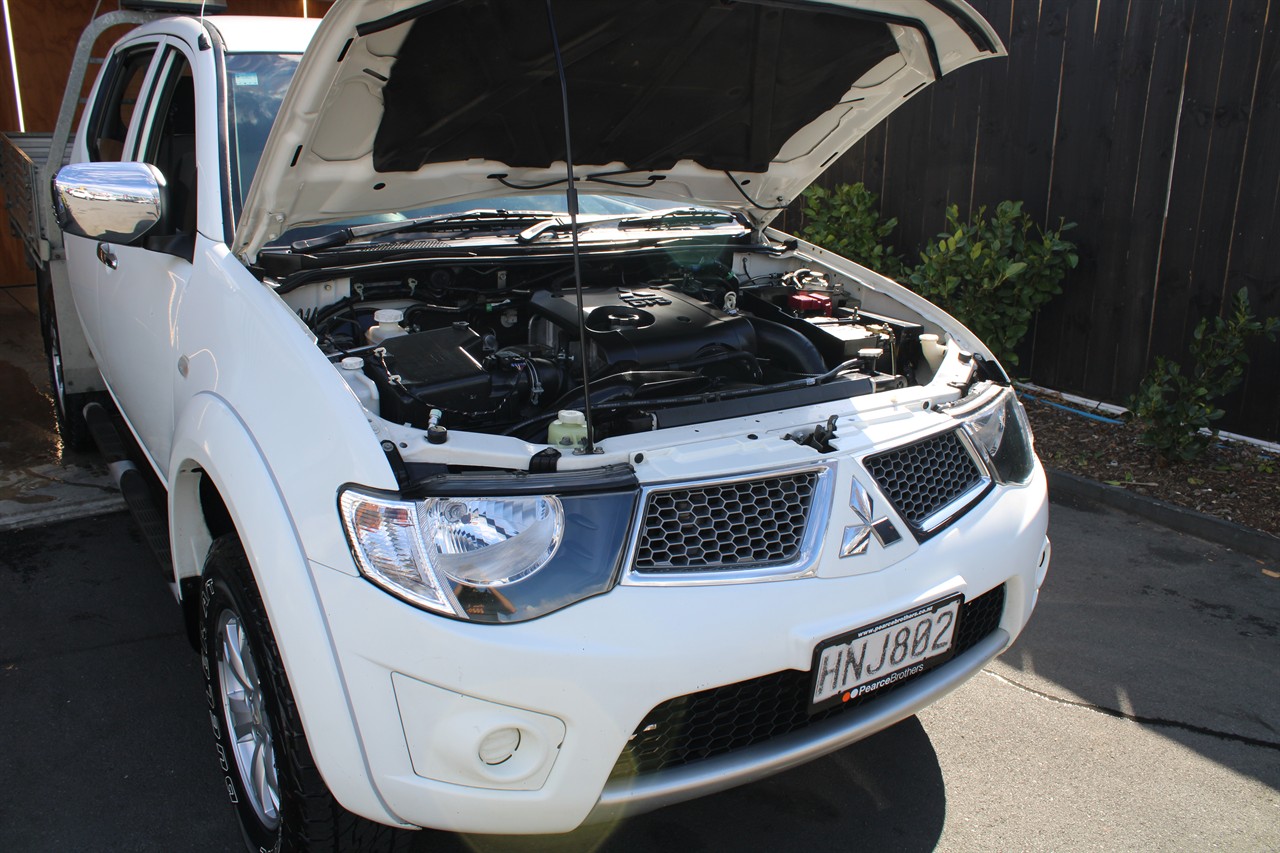 2014 Mitsubishi Triton