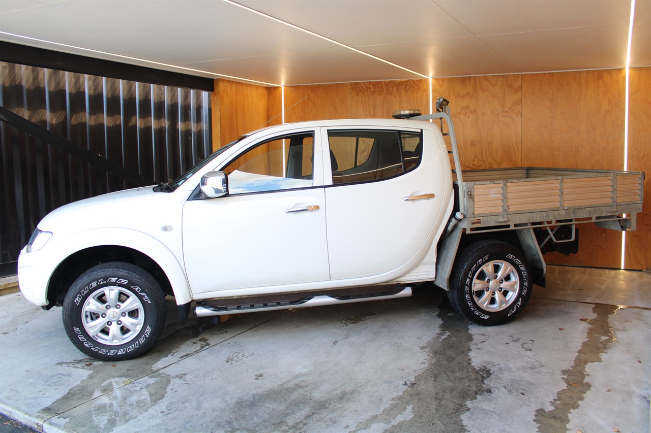 2014 Mitsubishi Triton