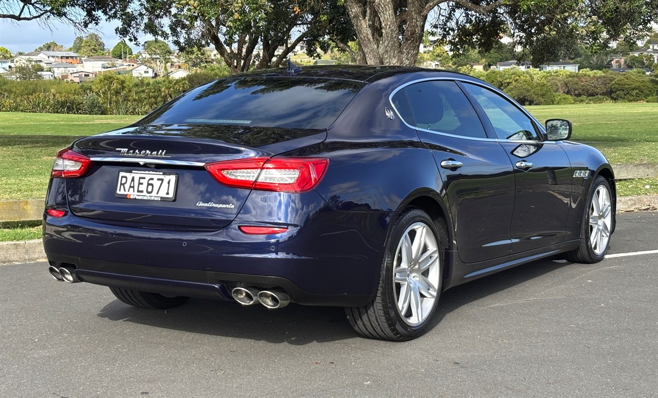 2015 Maserati Quattroporte