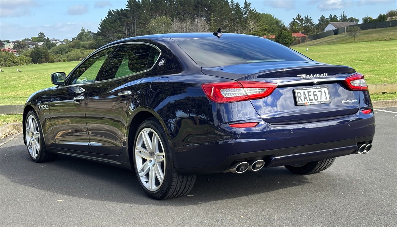 2015 Maserati Quattroporte