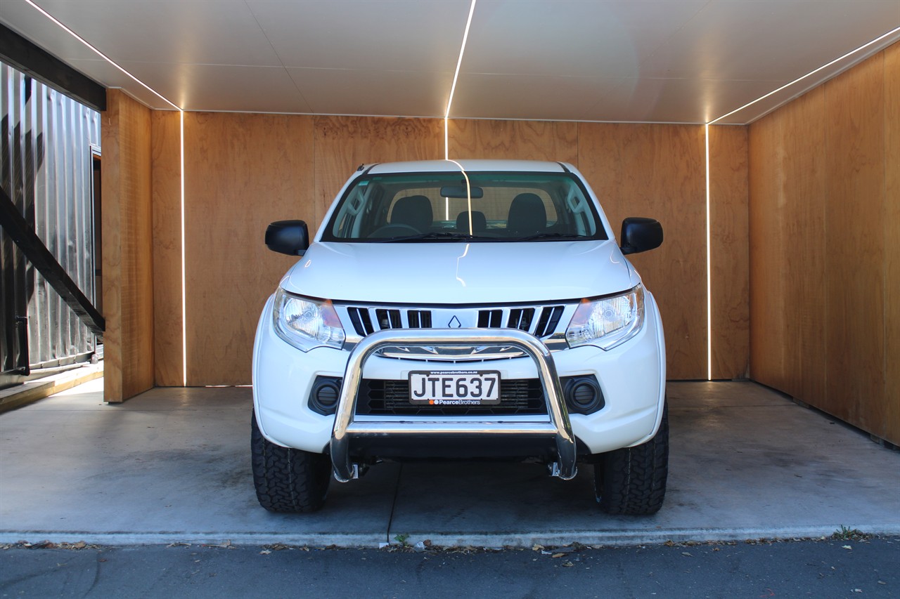 2016 Mitsubishi Triton