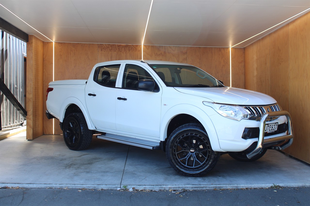 2016 Mitsubishi Triton