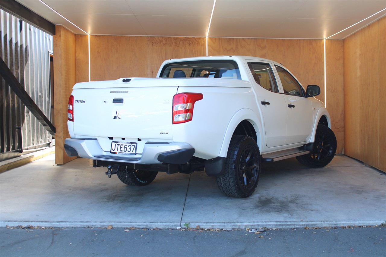 2016 Mitsubishi Triton