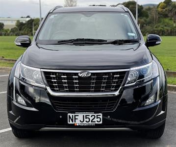 2020 Mahindra XUV500 - Thumbnail