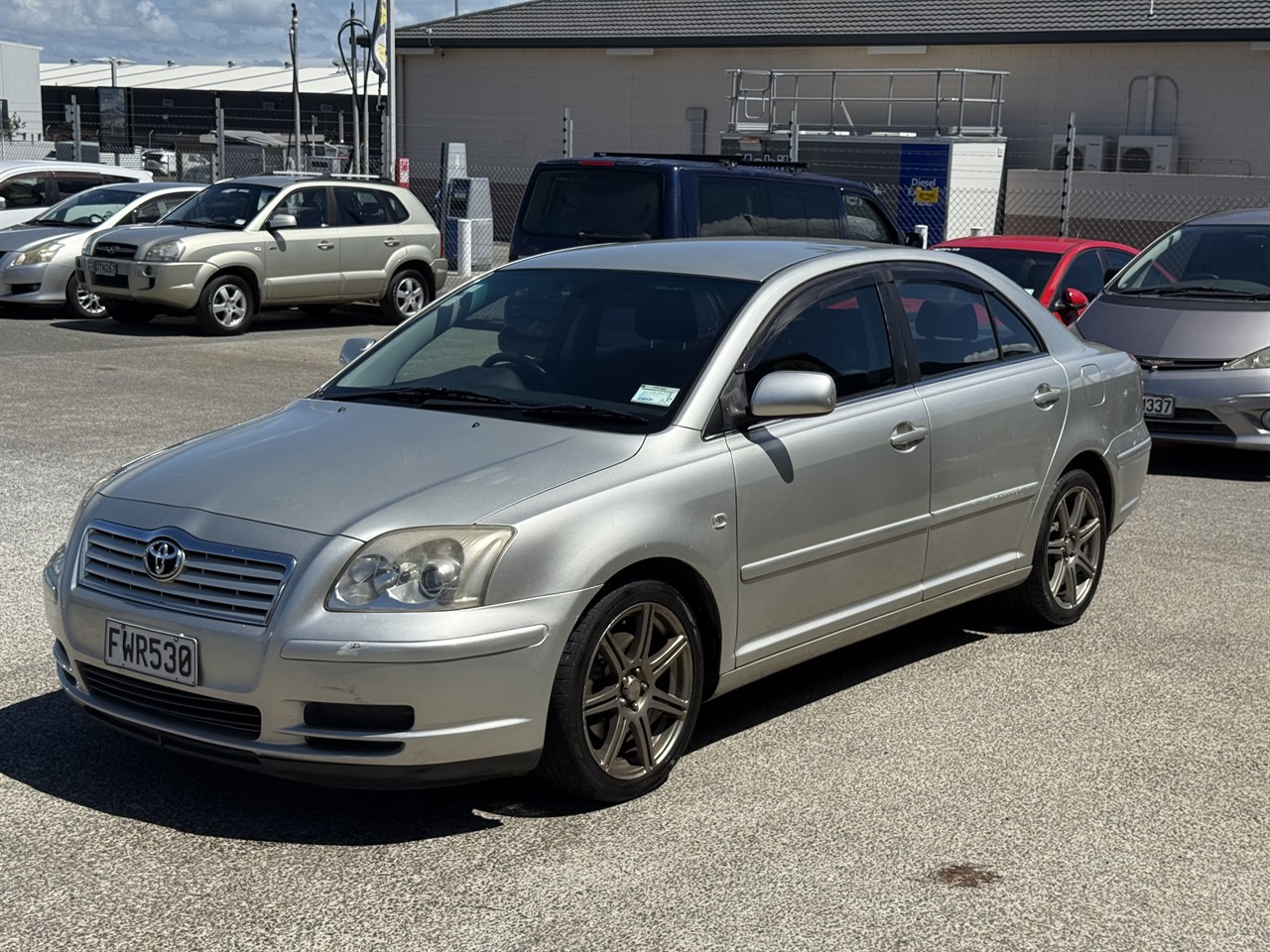 2005 Toyota AVENSIS