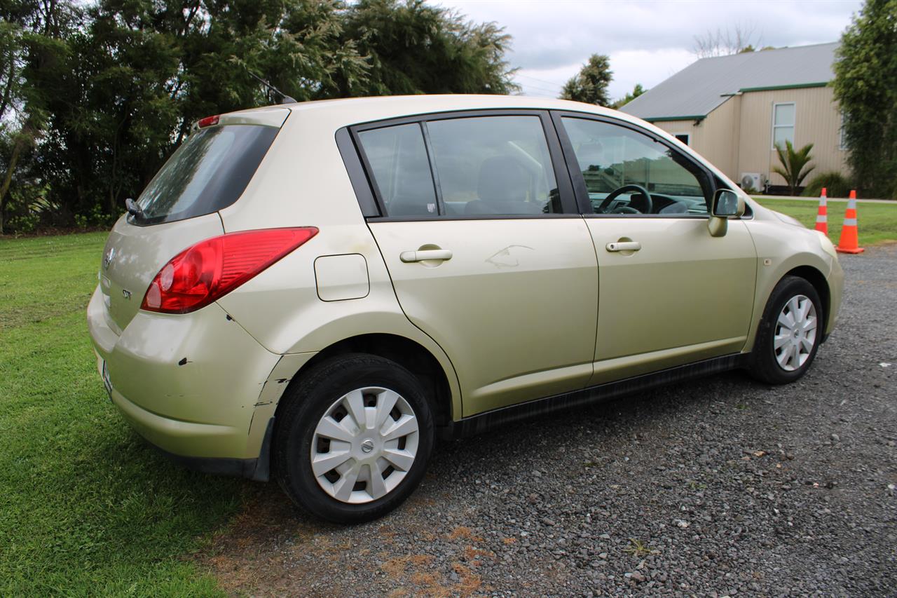 2006 Nissan Tiida