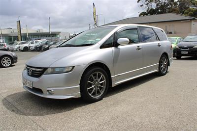 2004 Honda Odyssey - Thumbnail