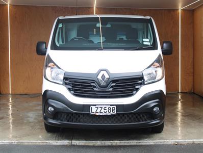 2019 Renault Trafic - Thumbnail