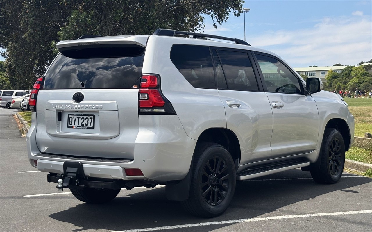 2018 Toyota Landcruiser Prado