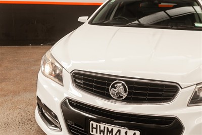 2015 Holden COMMODORE - Thumbnail