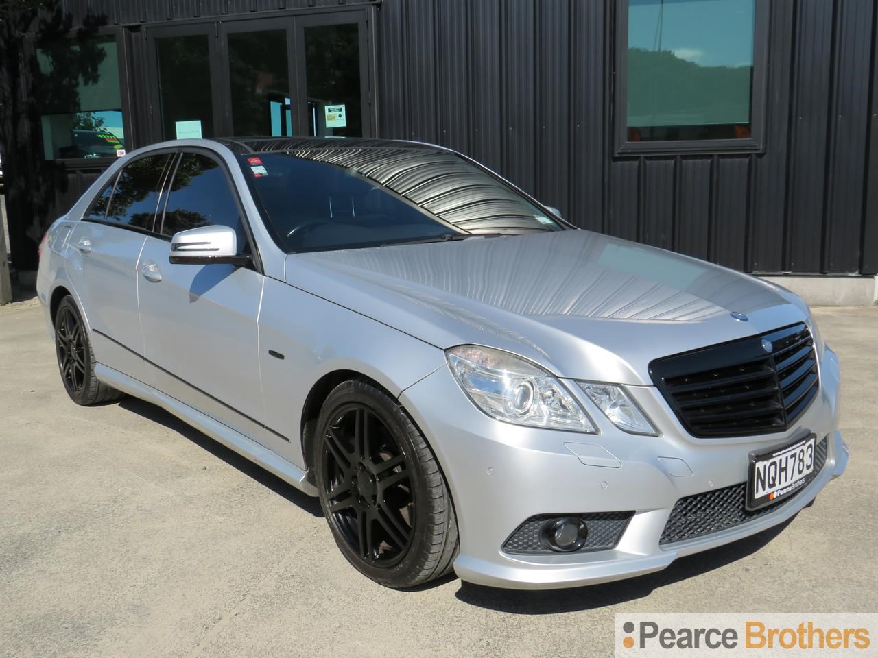 2010 Mercedes-Benz E250