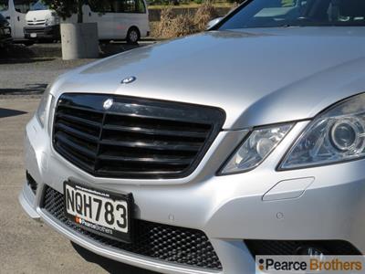 2010 Mercedes-Benz E250 - Thumbnail