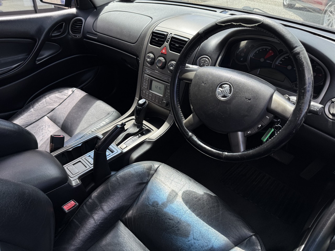 2005 Holden COMMODORE