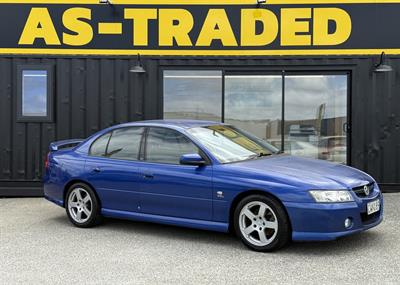 2005 Holden COMMODORE - Thumbnail