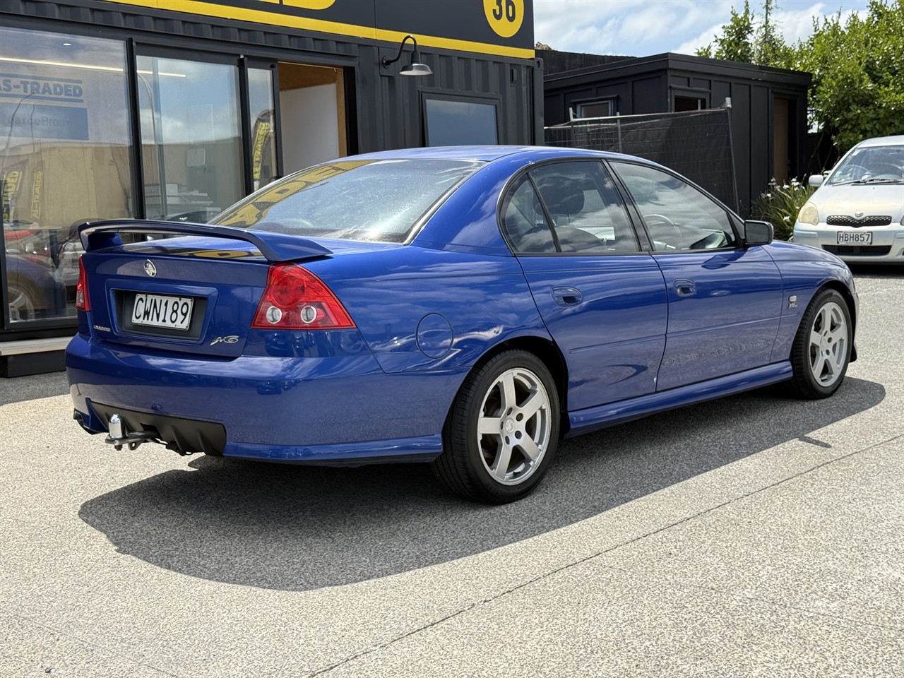 2005 Holden COMMODORE