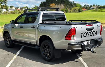 2018 Toyota Hilux - Thumbnail