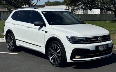 2018 Volkswagen Tiguan - Thumbnail