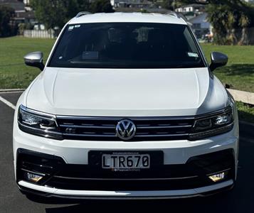 2018 Volkswagen Tiguan - Thumbnail