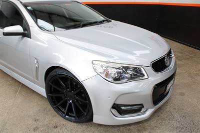 2016 Holden COMMODORE - Thumbnail