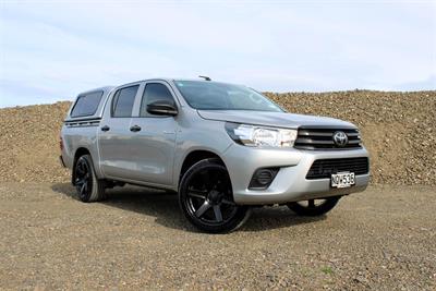 2021 Toyota Hilux - Thumbnail