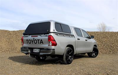 2021 Toyota Hilux - Thumbnail