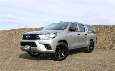 2021 Toyota Hilux - Thumbnail