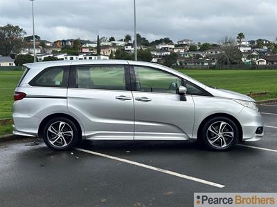 2015 Honda ODYSSEY - Thumbnail