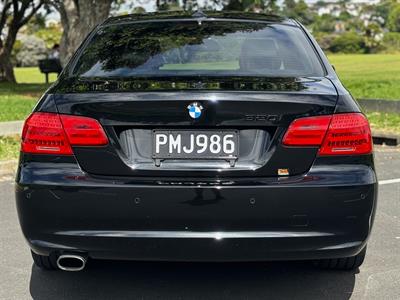 2013 BMW 320i - Thumbnail